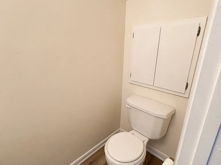 1840 Summerhaven Ave #2 — Photo 5
