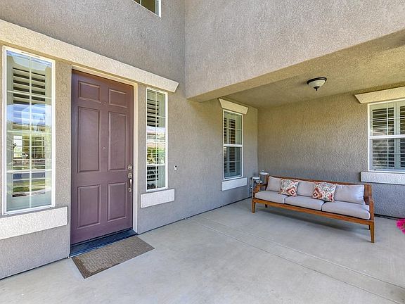 4th image of 33287 Pintail St