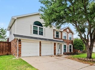 8708 Pedernales Trl, Fort Worth, TX 76118