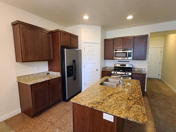 3rd image of 3717 W Angelica Way