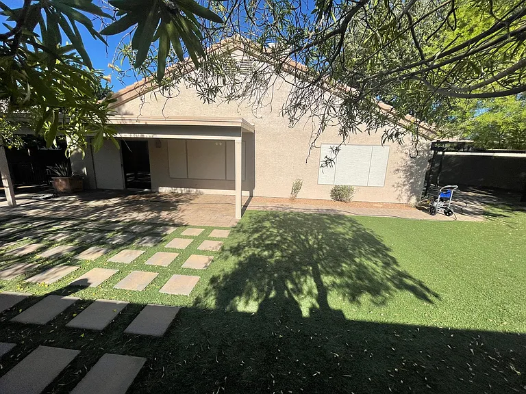 8744 W Lone Cactus Dr — Photo 14