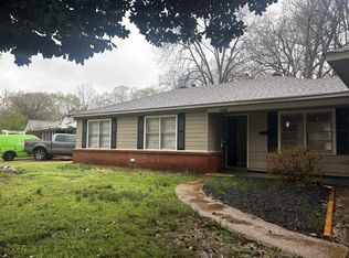 1555 S Perkins Rd, Memphis, TN 38117