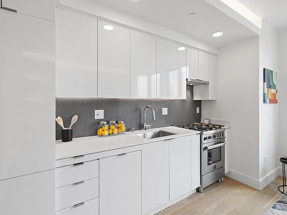 2nd image of 1 Haight St #202
