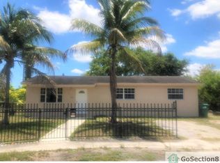 2240 NW 180th Ter, Miami Gardens, FL 33056
