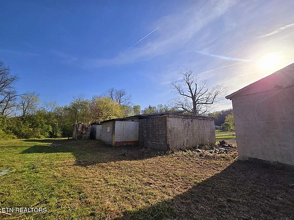 5th image of 1204 Nashville Hwy