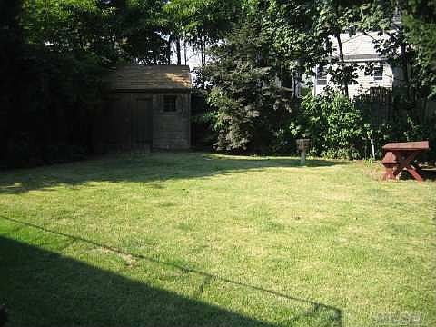 2nd image of 21 Woodward St