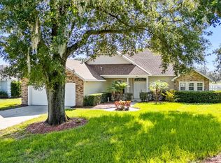 23024 Oak Prairie Cir, Sorrento, FL 32776
