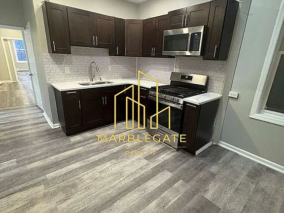 3rd image of 367 Morris Ave #22