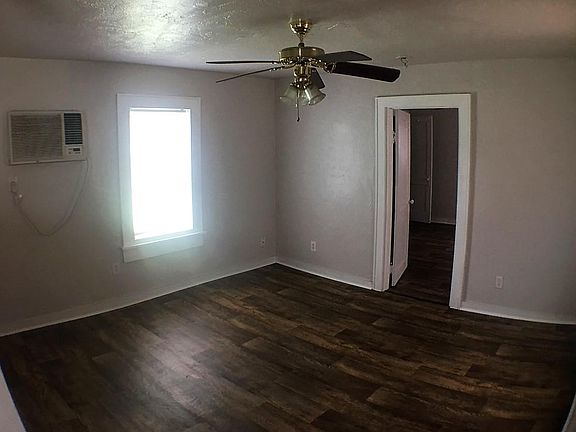 New flooring and paint throughout.