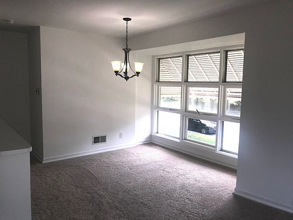 5th image of 1339 N Harlem Ave APT 6