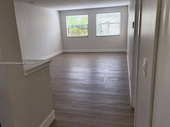 5th image of 8120 Geneva Ct #45555