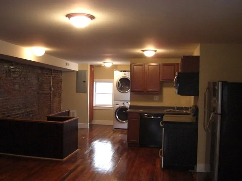 2640 Cherokee St — Photo 4