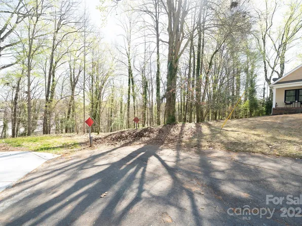 534 Pierson Dr, Charlotte, NC 28205