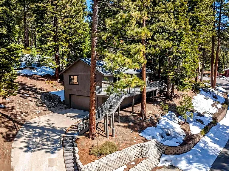 696 Bidwell Ct #ID1522998P — Photo 28