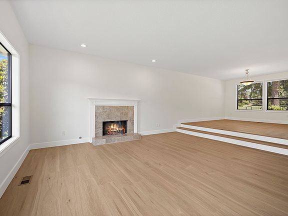 3rd image of 24314 135th Ave SE