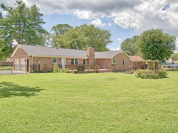 5th image of 5036 Creekside Dr