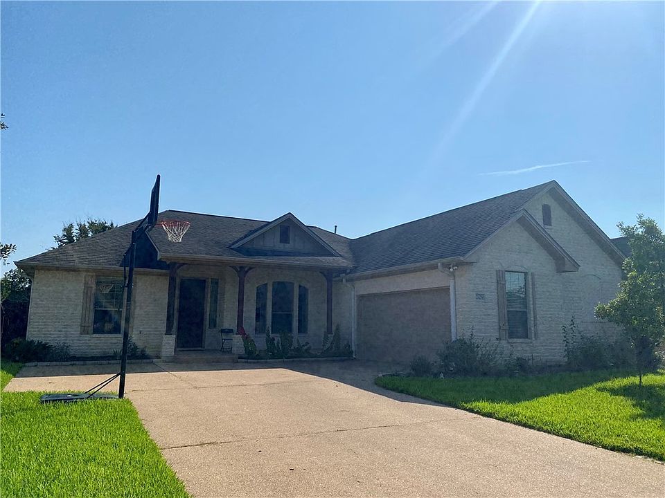 1st image of 2429 Newark Cir