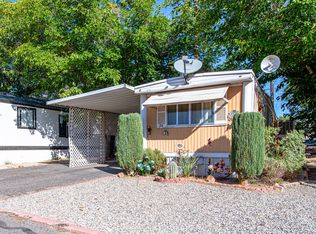200 E 400 S TRLR 24, Washington, UT 84780
