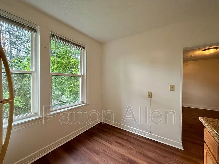 37 Skyview Pl #10 — Photo 7