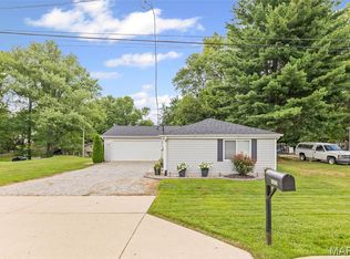 1623 Gerber Rd, Edwardsville, IL 62025