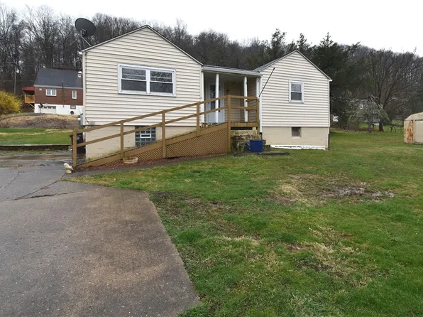 3816 Meadowbrook Rd, Murrysville, PA 15668