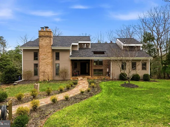 7440 Sedwick Ct, Saint Leonard, MD 20685