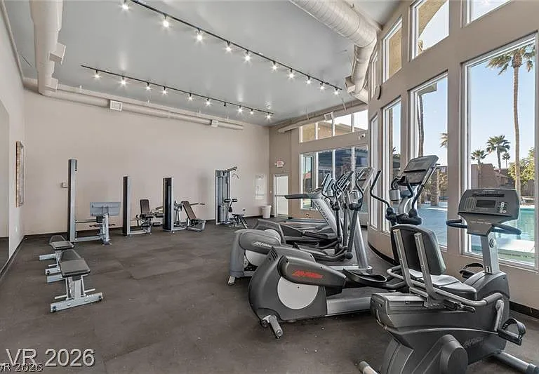 5350 River Glen Dr #298 — Photo 23