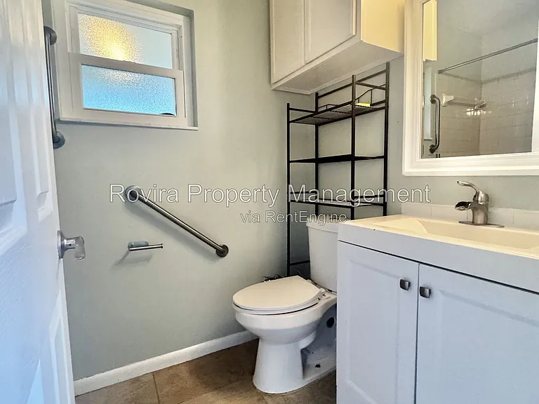 1340 Anderson St #1350 — Photo 10