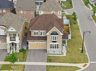 1021 Langford Blvd, Bradford West Gwillimbury, ON L3Z4L1