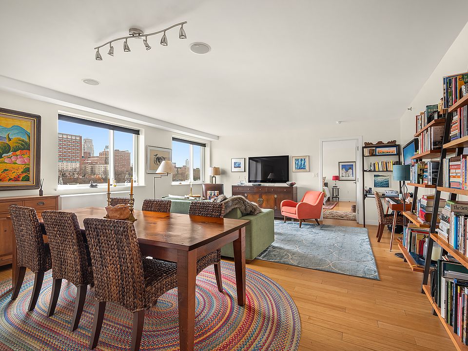 1st image of 301 W 115th St #Ph2b