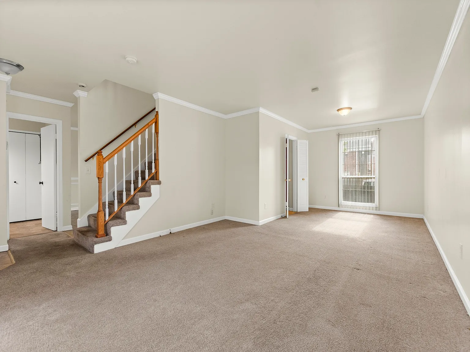 3 bed, 2.5 bath, 1620 sqft, $1,650 — Photo 4