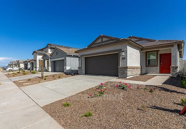 2037 W Shelly Ave — Photo 26