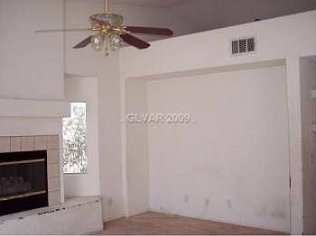4th image of 2807 Tahiti Isle Ave