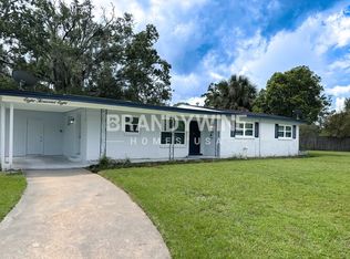 8008 Santillo Dr, Jacksonville, FL 32217