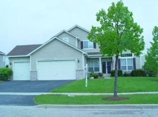 2310 Fieldcrest Dr, Mundelein, IL