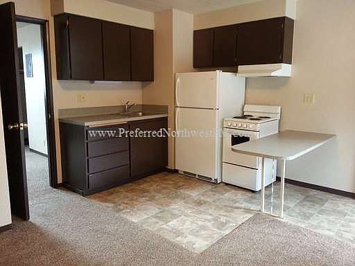 2nd image of 957 Hilyard St APT 05