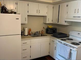 315 Concord Ave APT 10, Greensburg, PA 15601