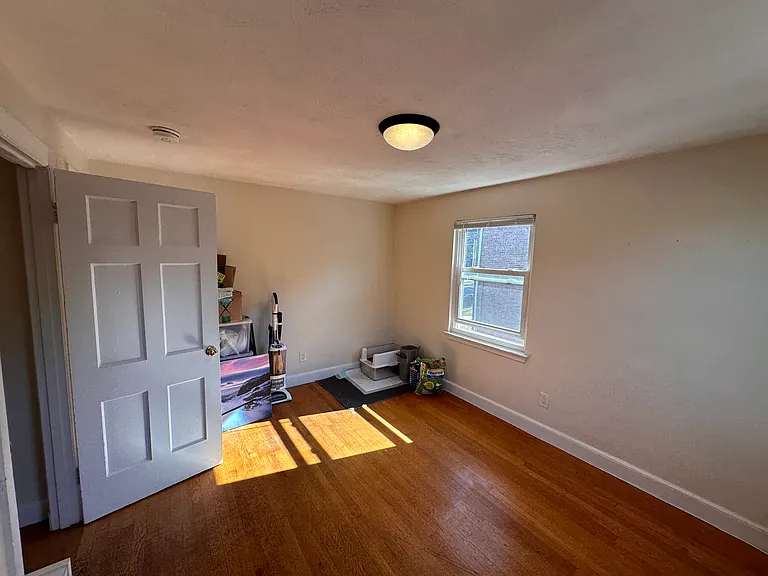 176 Summit Ave #4 — Photo 6
