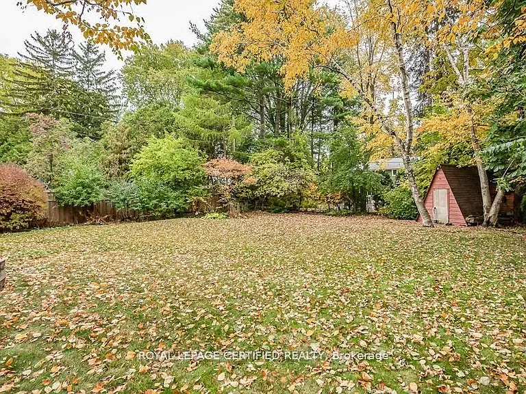 1466 Seagram Ave — Photo 23