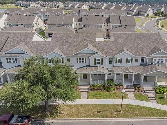 3rd image of 13732 Summerport Village Pkwy