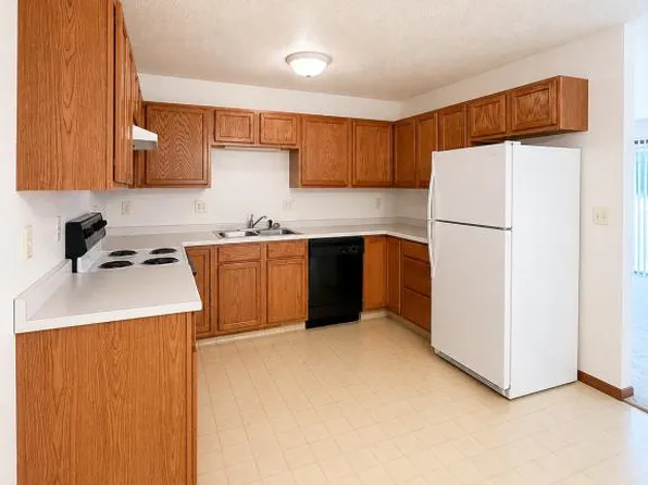 200 15th St NE, Mandan, ND 58554