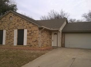 5519 Heathercrest Dr, Arlington, TX 76018