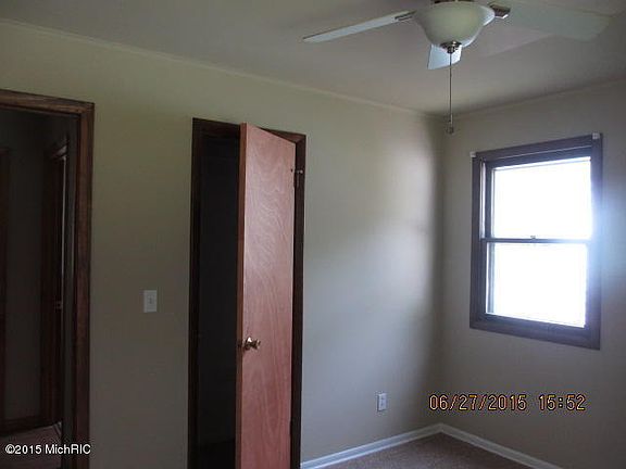 5th image of 4132 Madison Ave SE