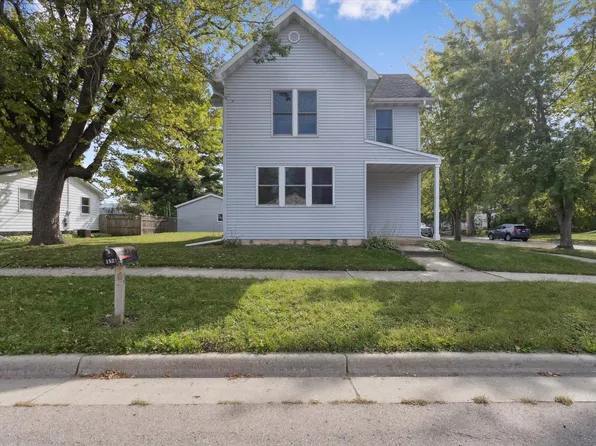 1521 Ravine St, Janesville, WI 53548