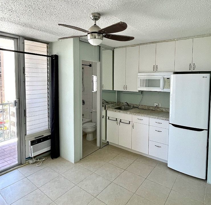 1st image of 2509 Ala Wai Blvd APT 605