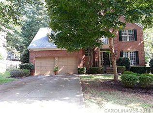 8919 Sutherland Dr, Huntersville, NC 28078