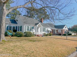 910 Hunnicutt Ave, Elizabeth City, NC 27909