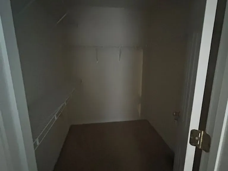 2709 Michelle Park — Photo 16