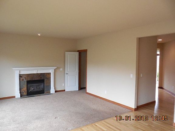 5th image of 3221 80th Ave NE
