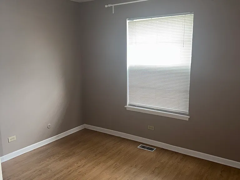 314 Silverwood Ct #B1 — Photo 16